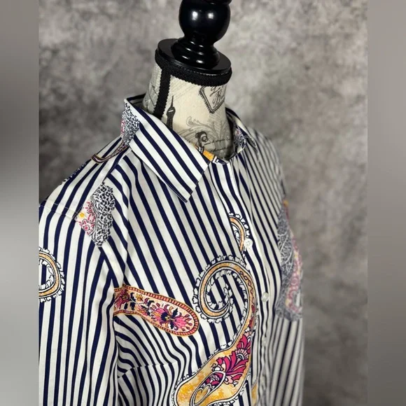 Chico's Navy & White Striped Paisley Button Down Casual Chic Shirt Size 0 (4/6) - Picture 7 of 9